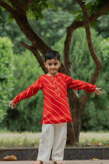 Red Leheriya Printed Round Neck Kurta And Off White Pants