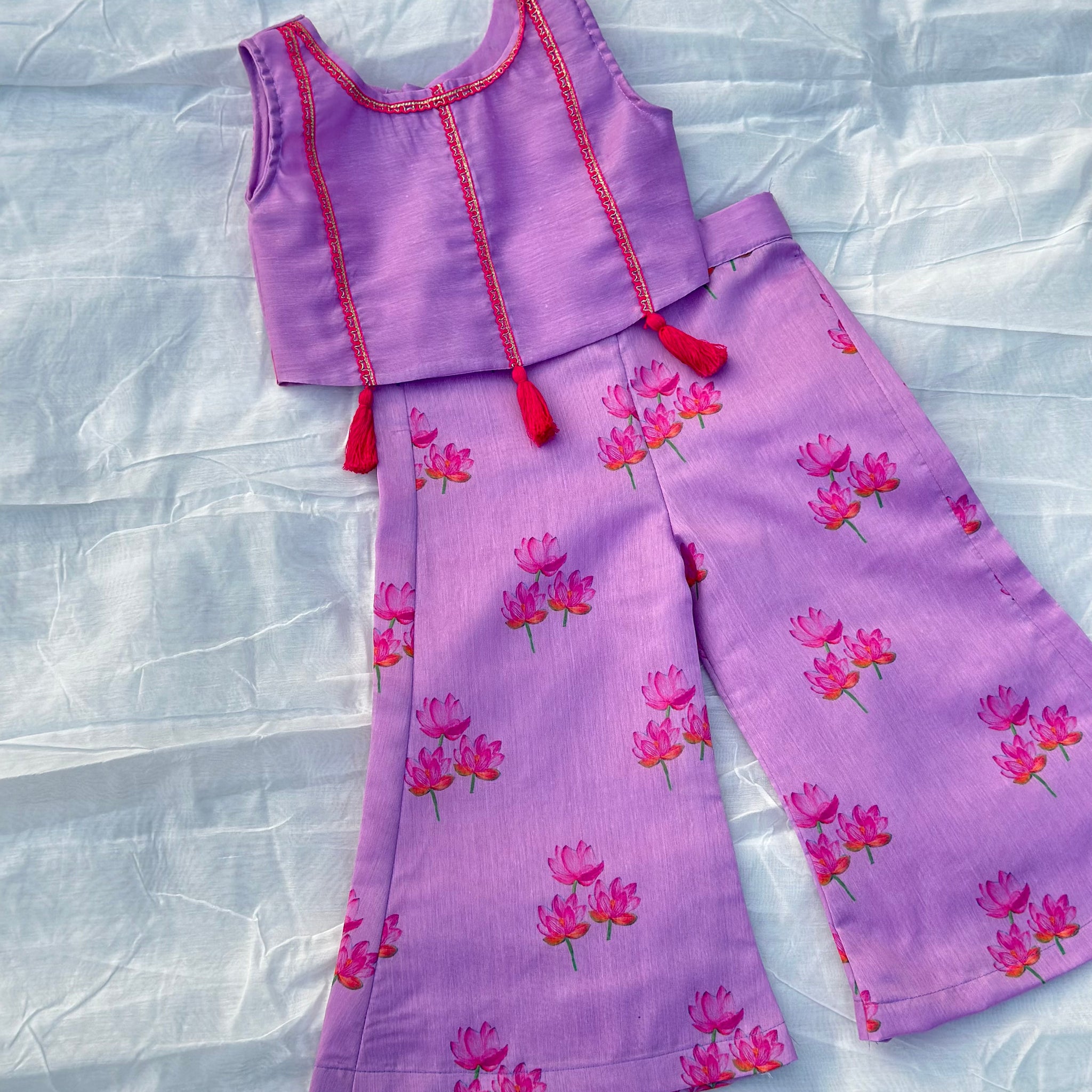 Lavi top & lotus pants set