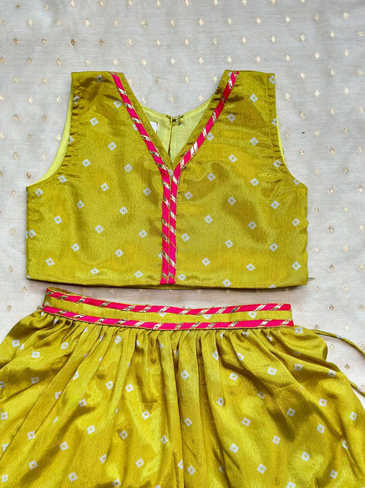 Green bandhani lehenga set