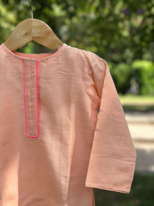 Peach cotton doriya short kurta